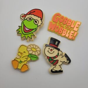 Vintage Pin Button C-Clasp Brooches Kermit Frog - Duck - Snowman CUTE! Lot of 4